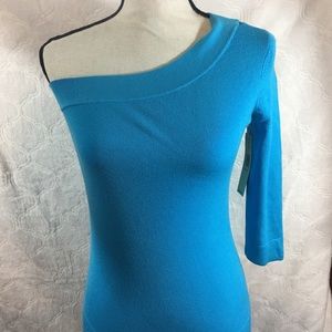 IDEOLOGY NWT OFF SHOULDER TOP